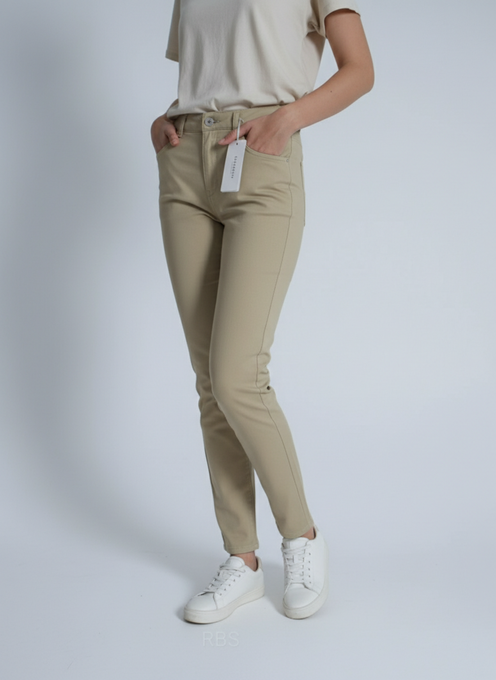 Chasecult Women Slimfit Pants